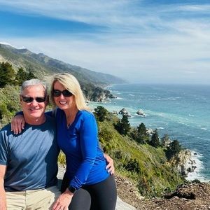 Meet your Posher, Laurie